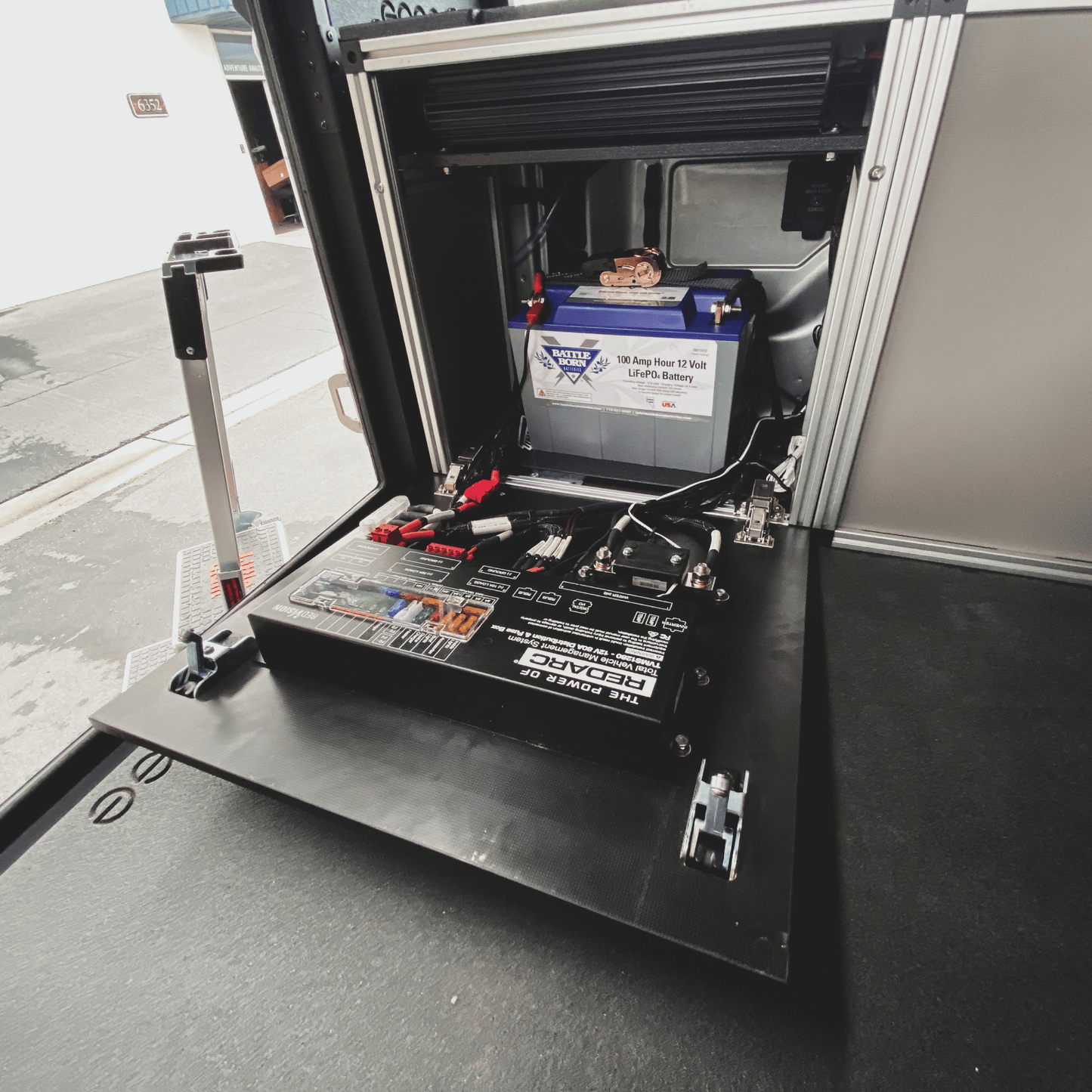 Alu-Cab Alu-Cabin Canopy Camper - Ram 2500 & 3500 2009-Present 4th & 5th Gen. - Rear Power Management Module - Goose Gear