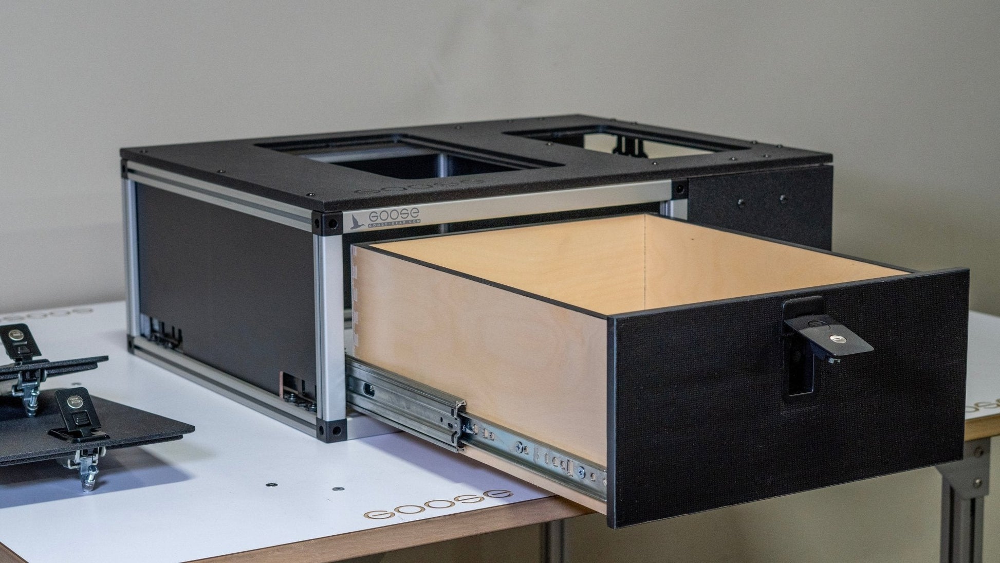 Goose Gear Ram 2500/3500 2009-Present 4th and 5th Gen. Crew Cab - Second Row Single Drawer Module