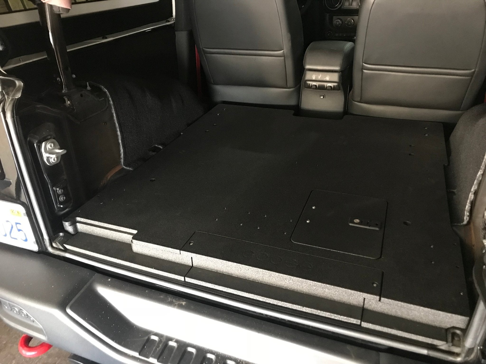 2007-2010 Jeep Wrangler JK 2-Door Cutpile Carpet Kit – Auto Custom Carpets (6-Piece Molded Set)